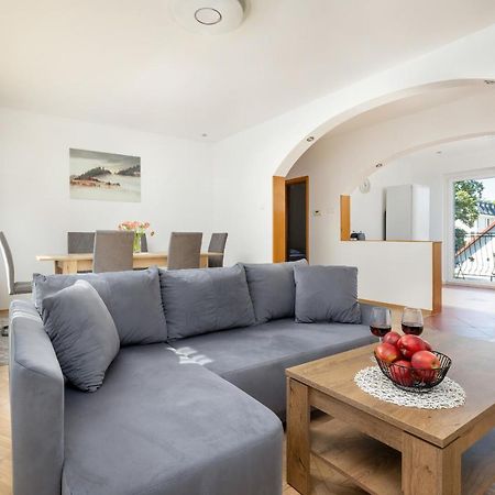 Bright & Spacious Family Apartment In Miedzyzdroje With Parking And 3 Balconies By Noclegi Renters Exteriör bild