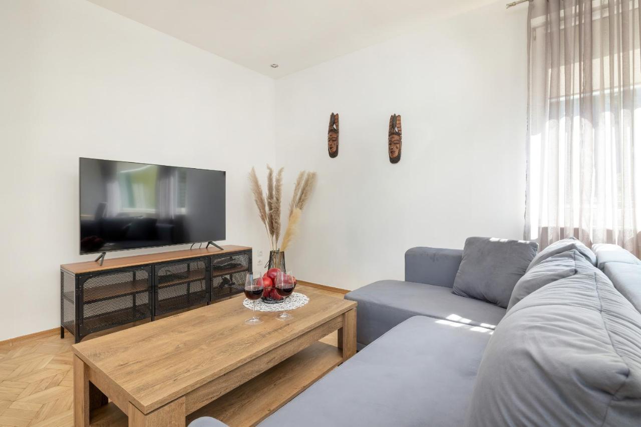 Bright & Spacious Family Apartment In Miedzyzdroje With Parking And 3 Balconies By Noclegi Renters Exteriör bild