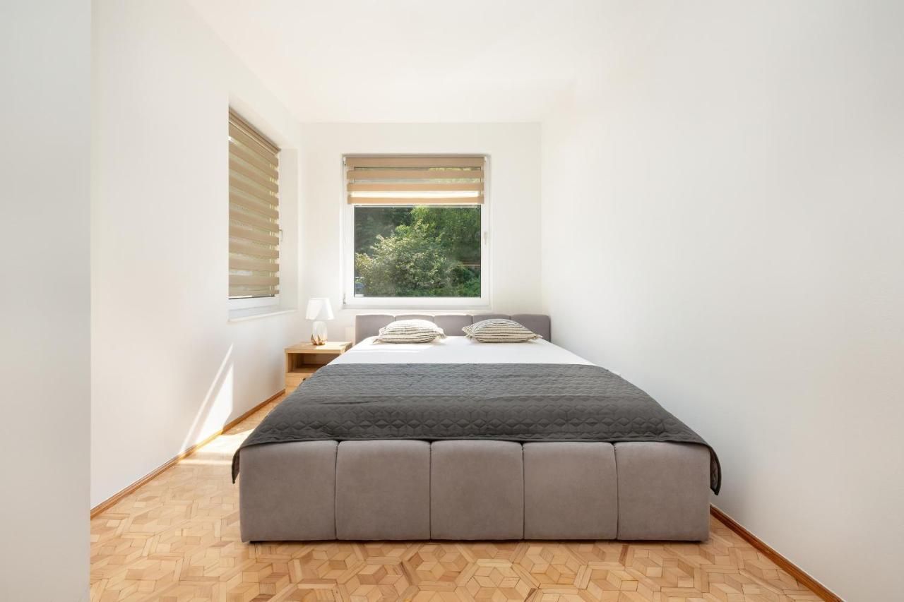 Bright & Spacious Family Apartment In Miedzyzdroje With Parking And 3 Balconies By Noclegi Renters Exteriör bild