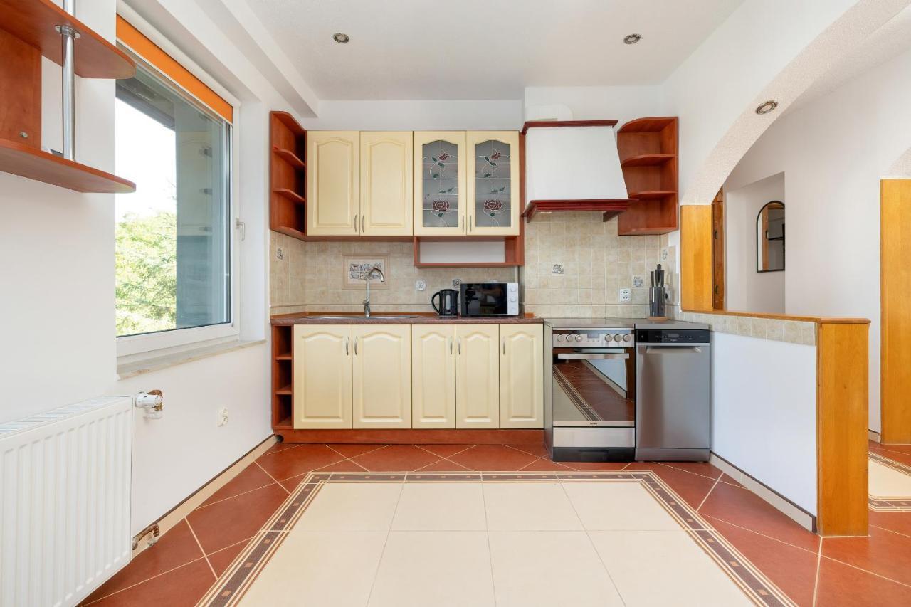 Bright & Spacious Family Apartment In Miedzyzdroje With Parking And 3 Balconies By Noclegi Renters Exteriör bild
